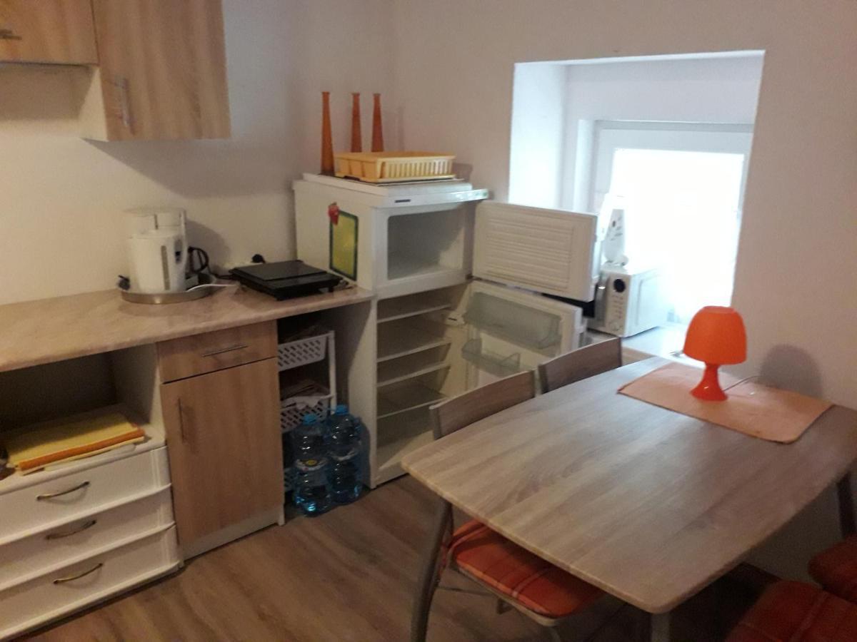 Kowalowka Apartment Mirsk Ngoại thất bức ảnh